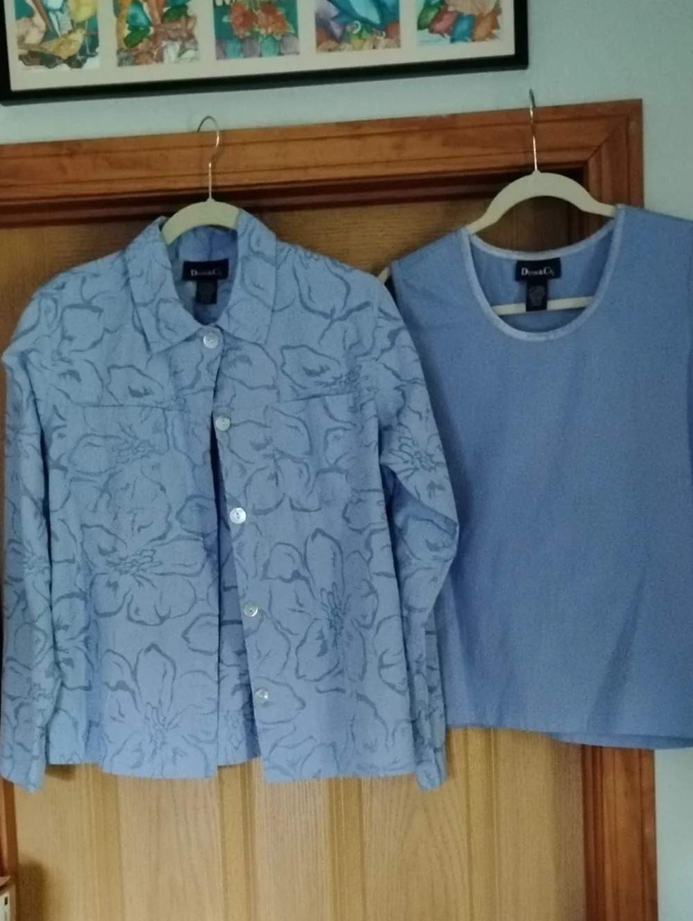 Denim&Co Light Blue Floral Button-Down Blouse with Coordinating Tank Top Medium